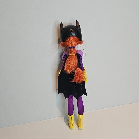 Mattel DC Superhero Girl Doll - Batgirl - Picture 3 of 5